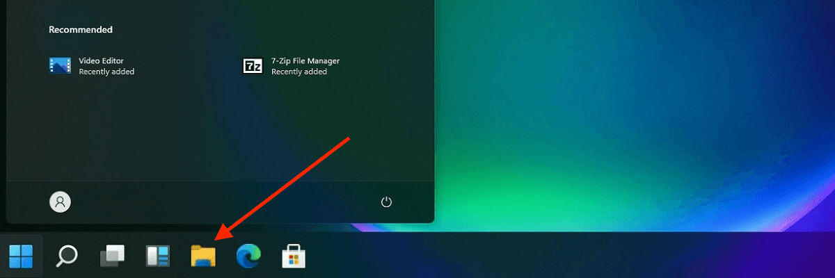 Barre des tâches Windows 11 avec l'icône de l'Explorateur de fichiers